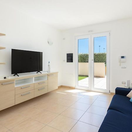 La Casa Del Sole - Appartamento Con Piscina Frontemare A Pochi Minuti Da Oristano Torre Grande Kültér fotó
