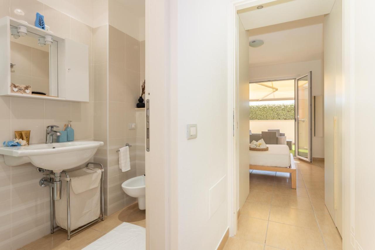 La Casa Del Sole - Appartamento Con Piscina Frontemare A Pochi Minuti Da Oristano Torre Grande Kültér fotó