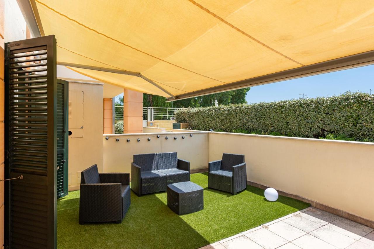 La Casa Del Sole - Appartamento Con Piscina Frontemare A Pochi Minuti Da Oristano Torre Grande Kültér fotó